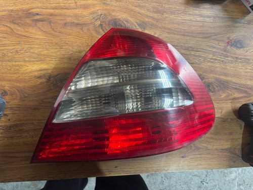 Mercedes w211 mopf rücklicht - mercedes,
